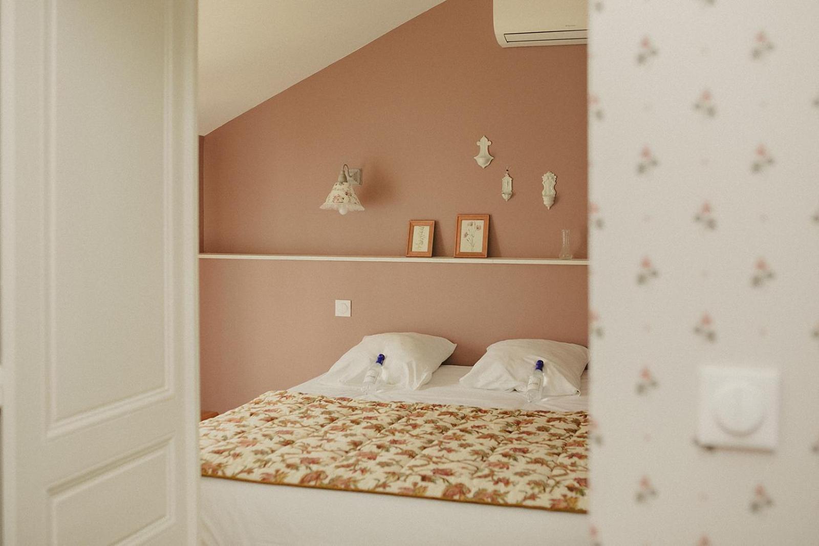 Bed and Breakfast Domaine De Bassibe Segos Екстер'єр фото