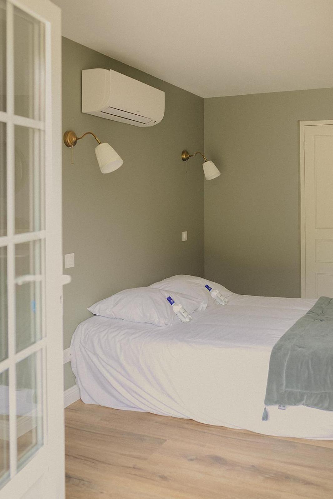 Bed and Breakfast Domaine De Bassibe Segos Екстер'єр фото