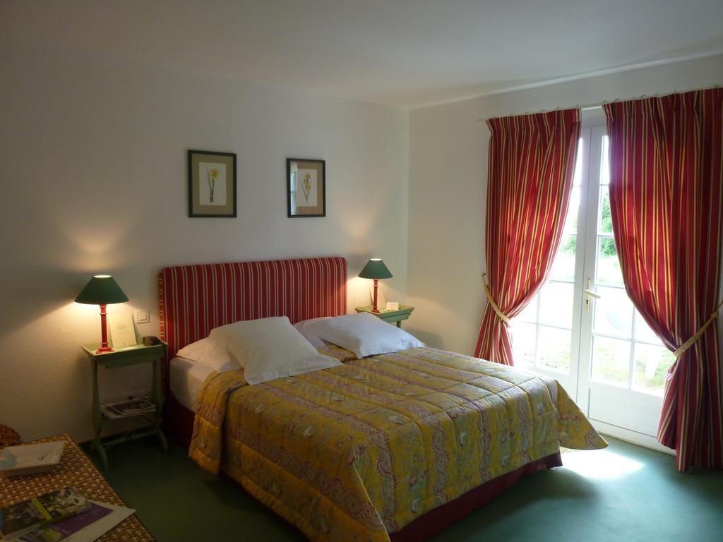 Bed and Breakfast Domaine De Bassibe Segos Екстер'єр фото